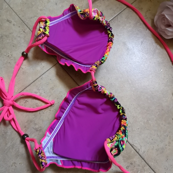 BRAND NEW Bikini Top! - Picture 10 of 11